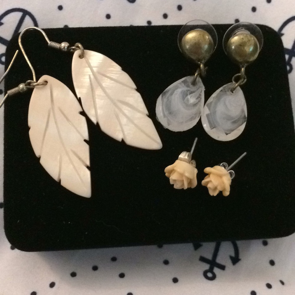 Earring lot of 3 - peach pink